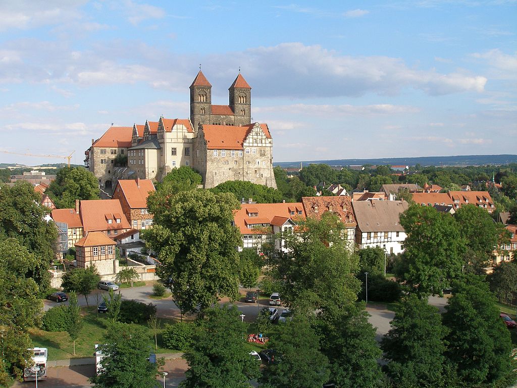 1024px-06484_quedlinburg2c_germany_-_panoramio_28729