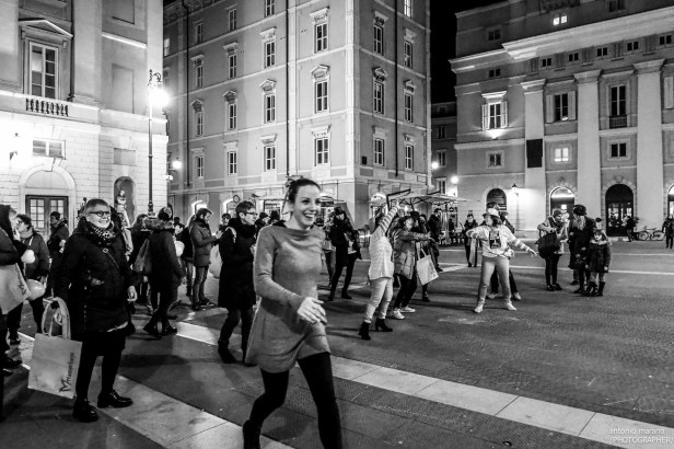 32917493325_845e06ca3d_k